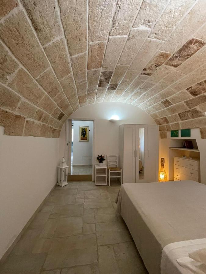 Il Vecchio Carrubo - Villa Con Piscina A Sfioro Macchia di Monte Esterno foto